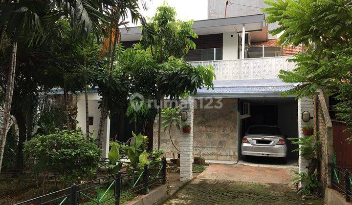 Rumah second,benhill,cocok tuk kos ekslusif,pinggir jalan raya,langka 1