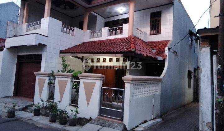 Rumah cantik,adem,pejaten timur,dekat stasiun pasar minggu 1