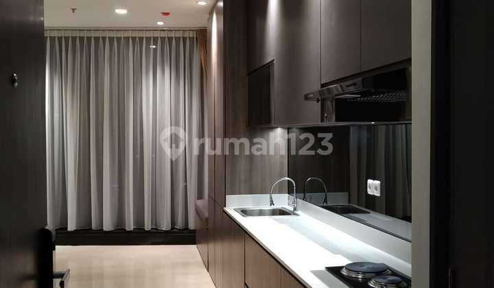 Sudirman Suites,stunning View,2br,semi Furnish,lantai 17,termurah