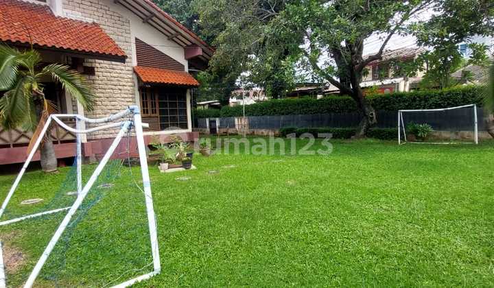 Kalibata Tengah House, green, wide yard, inside a housing complex, negotiable 2