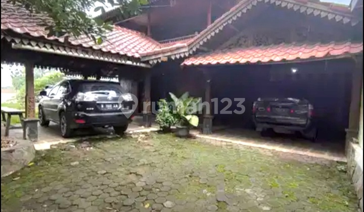 Jatiasih House, Javanese style, main road, for house, office, business, cafe.