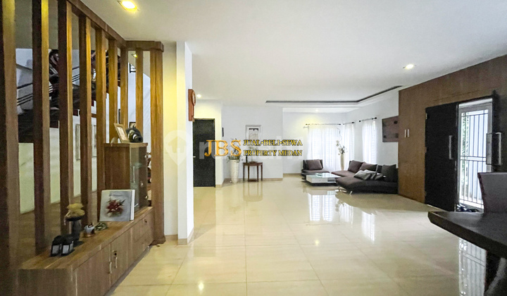 Dijual Cepat! Rumah Hook Komplek Royal Sumatera Cluster Topaz