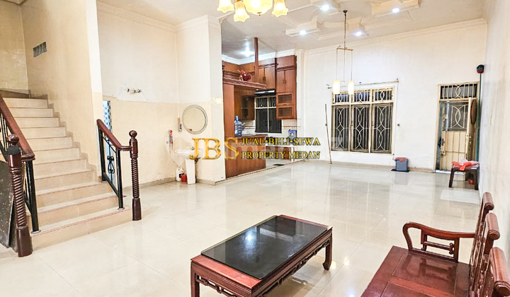 Dijual Rumah Komplek Glugur Indah Jalan KL Yos Sudarso Dijual Rumah Komplek Glugur Indah Jalan KL Yos Sudarso