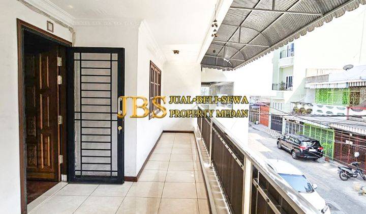 Dijual Villa Jalan Timor Baru 1 Dekat Mall Centre Point 2