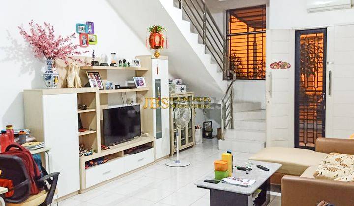 Dijual Villa Komplek Mutiara Residence Jalan R.s. Haji 1