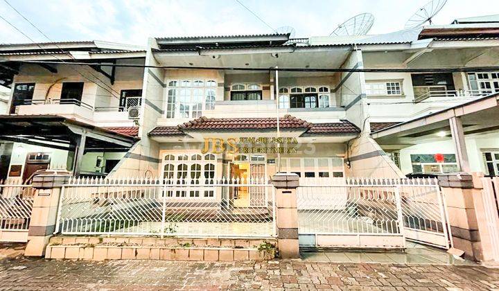 Dijual Rumah Komplek Villa Polonia Indah Jalan Perhubungan Udara 1