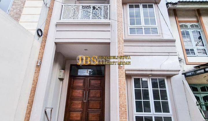 Dijual Villa di Komplek Griya Riatur Indah Jalan Gladiol, Medan 1