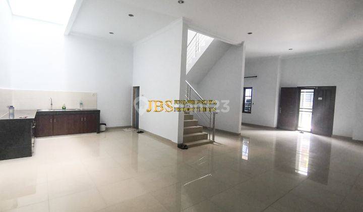 Dijual Villa Siap Huni Komplek Cemara Asri Jalan Freesia Medan 1