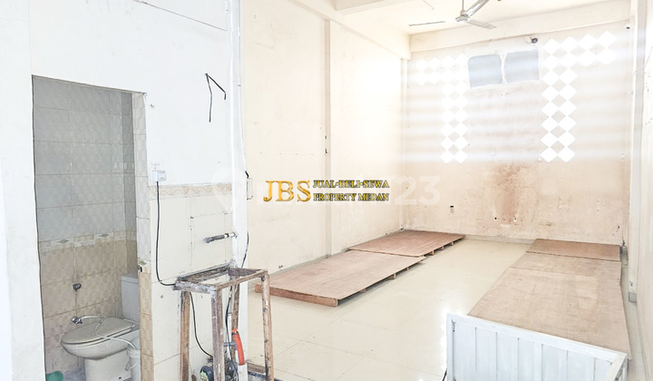 Ready-to-Use Shop House for Sale in MMTC Complex, Williem Iskandar/Pancing Street 2