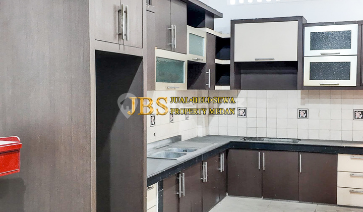 For Quick Sale!! 3.5-Story Hook Ruko on Jalan Pasar 3 Krakatau - Medan 2