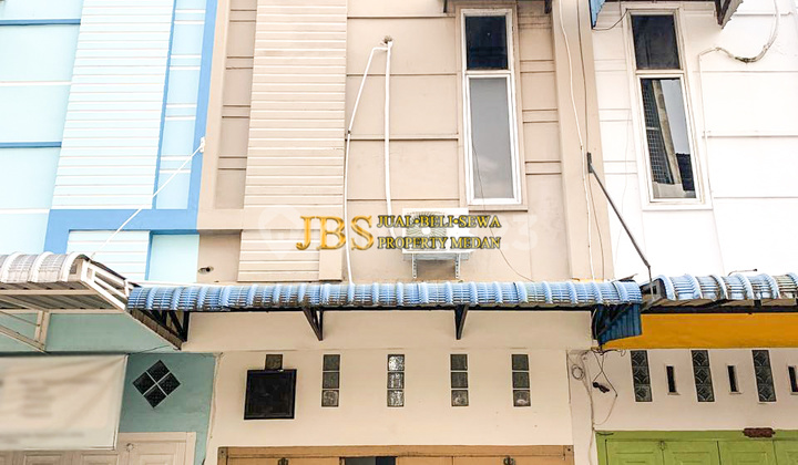 Dijual Townhouse 2,5 Tingkat Komplek Contempo Regency - Titi Kuning