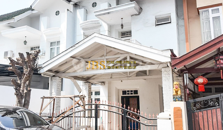 Dijual/Disewakan Rumah Siap Huni Komplek Cemara Hijau Jalan Metal