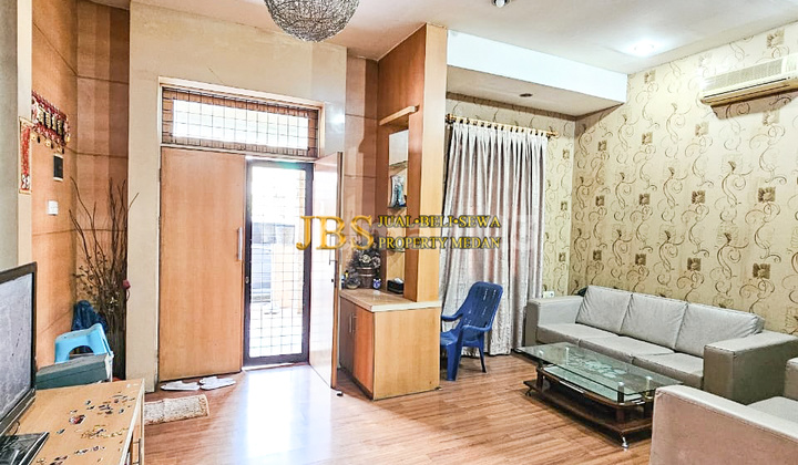 Dijual Villa Siap Huni di Komplek Cemara Asri Jalan Durian