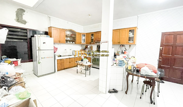 Dijual Rumah Komplek Taman Polonia Jalan Taman Polonia 1 2