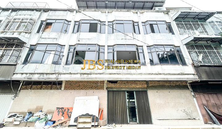 For Sale 4-Unit Terrace Shophouse on Jalan Perbaungan (Jalan Bakaran Batu) Medan