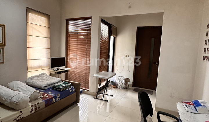 Rumah Rapi Siap Huni di The Green Bsd City, Type Master 4 Kamar 2