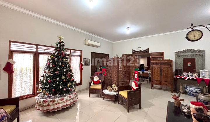 Rumah 2 Lantai di Tebet, Posisi Hook, Type Master