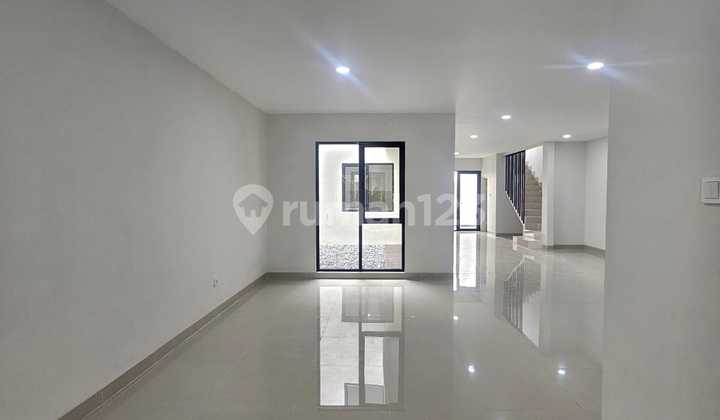 Giriloka 1 BSD City, Minimalis Tropis, Type Master 4 Kamar 2