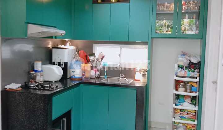 Apartemen Bagus Semi Furnished di Spring Condovilla 2