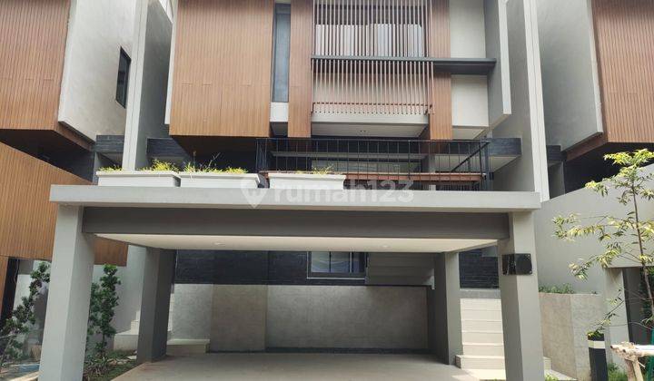 Rumah Bagus Siap Huni Desain Modern di Cluster Caelus Greenwich 1