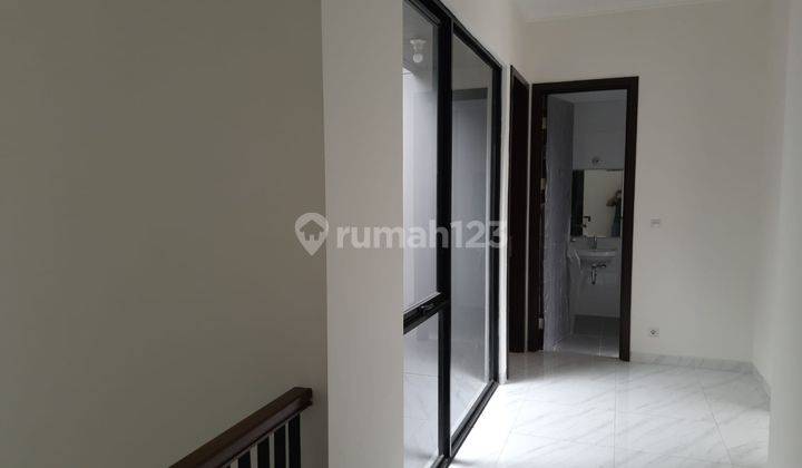 kamar tidur rumah bagus minimalis siap huni