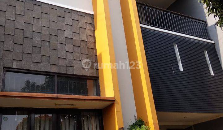 Rumah 2 Lantai Siap Huni Di Nusaloka Bsd City 2