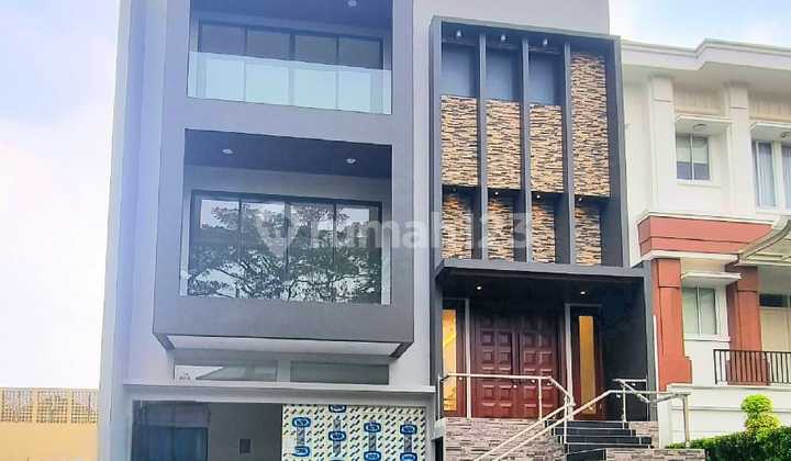 Rumah Bagus Bangunan Mandiri Siap Huni di Scarlet Gading Sepong