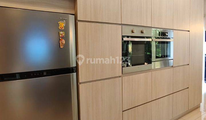 Rumah Cantik Semi Furnished Siap Huni di De Park Bsd City 2