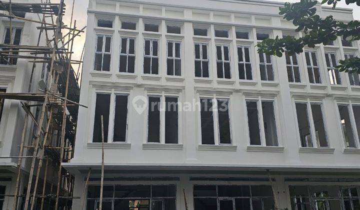 Dijual Atau Disewa Ruko Modern Walk, Ruko 3 Lantai  1