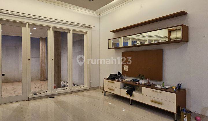 rumah di alam sutera semi furnished, type master 4 kamar 2