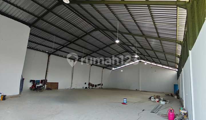 For Rent: Ready-to-Use Independent Warehouse on Jl Raya Cikupa, South-Facing For Rent: Ready-to-Use Independent Warehouse on Jl Raya Cikupa, South-Facing