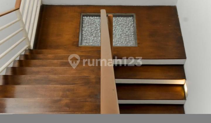 Modernland Golf Estate Tangerang, Furnished, Master Type 4 Bedrooms 2