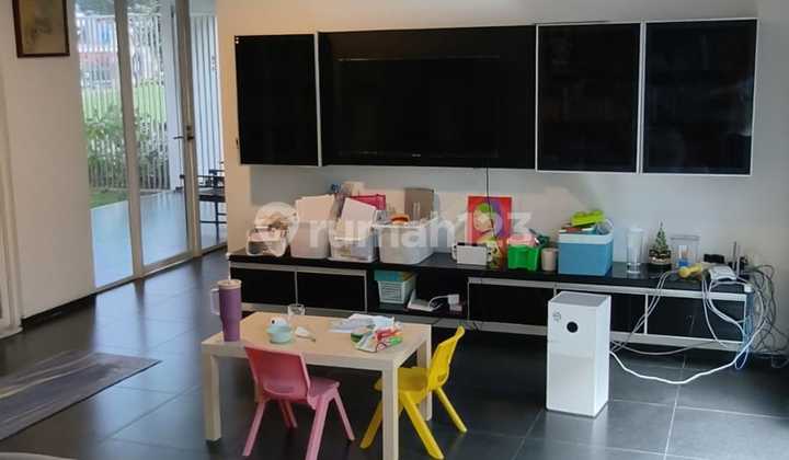 Crown Phg Gading Serpong 18X30, Semi Furnished, Ada Kolam Ikan