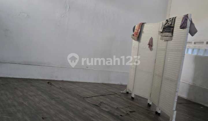 Tandem Warehouse in Duta Indah Iconic, 3 Floors, Office & Employee Mess Included