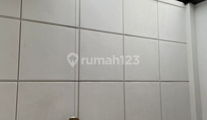 Rumah 2 Lantai Siap Huni di Nusaloka Bsd City, Sudah Renovasi 2