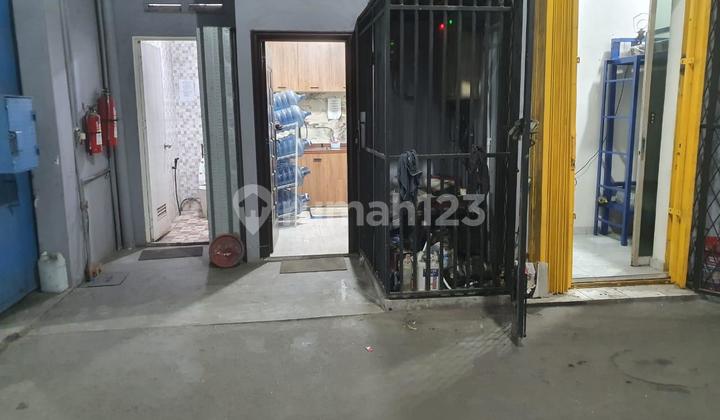 Cimone Tangerang 2-Storey Warehouse, Semi-Furnished, Ready to Use Cimone Tangerang 2-Storey Warehouse, Semi-Furnished, Ready to Use
