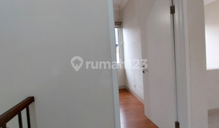 Vivacia The Eminent Bsd City 10X18, Hadap Selatan, Siap Huni 2