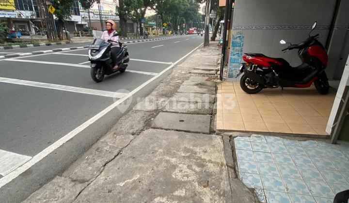 Dijual Ruko di Pinggir Jalan Raya, Jakarta Selatan Dijual Ruko di Pinggir Jalan Raya, Jakarta Selatan