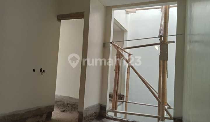 Dijual Rumah Baru di Permata Buana  2