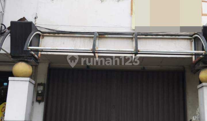 Strategic Shop House in Joglo for Quick Sale 1