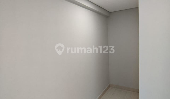Apartment for Quick Sale in Maqna Residence, Meruya, West Jakarta 2