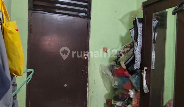 DIJUAL Rumah Tua di Utan Kayu hadap Barat Daya 2