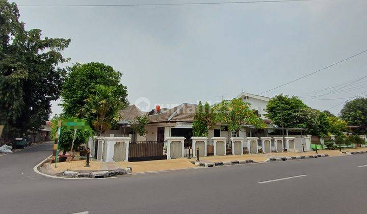 Dijual Rumah di Jalan Pondasi 1