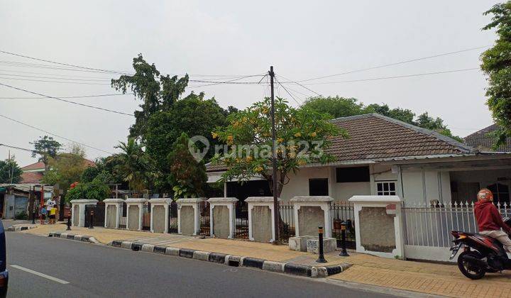 Dijual Rumah di Jalan Pondasi 2