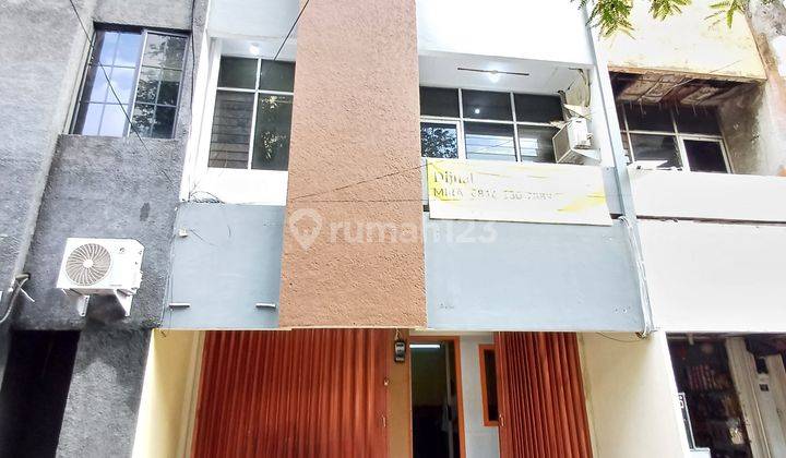 Dijual Ruko di Pertokoan Pulomas hadap Barat dan Jalan Raya 1