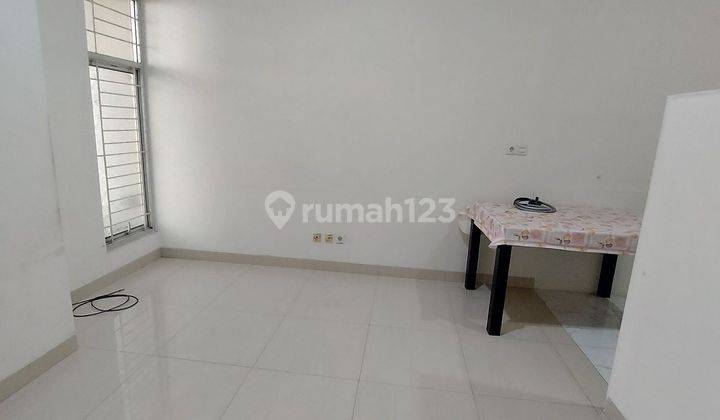 Rumah renovasi dekat stasiun siap huni siap nego 2