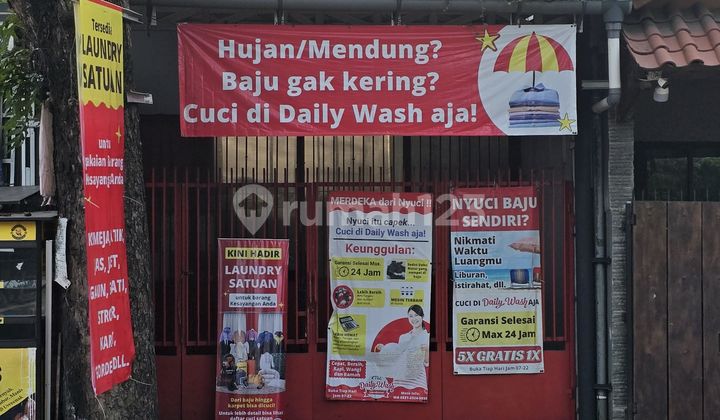 Rumah pinggir jalan cocok untuk segala jenis usaha Kencana Loka BSD 2