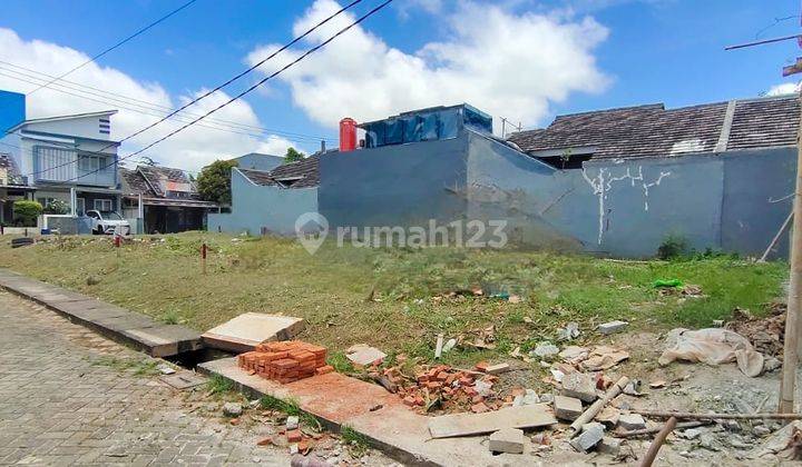 Kavling kotak lebar 4,5 meter boulevard Cluster Taman sakura Bekasi 2