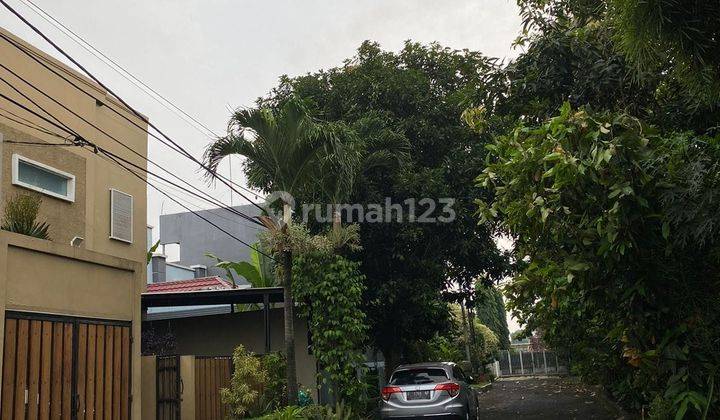 Rumah 2 Lantai Semi Furnished Siap Transaksi Bintaro Sektor 3  2