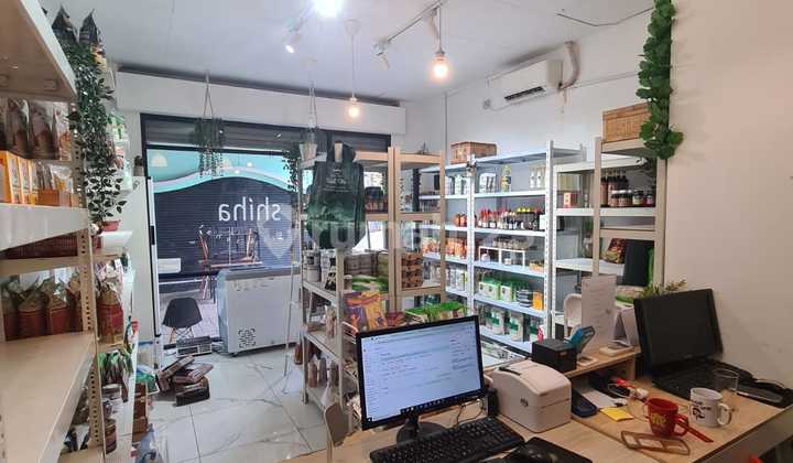 Kios Gandeng Super Strategis Ramai Dekat Sekolah Kencana Loka Bsd Kios Gandeng Super Strategis Ramai Dekat Sekolah Kencana Loka Bsd